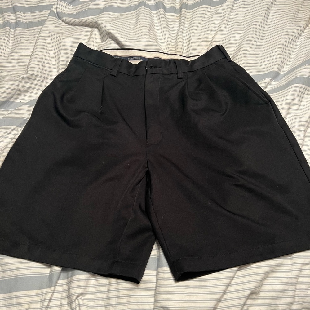 PGA Tour Golf Shorts. 32 Waist